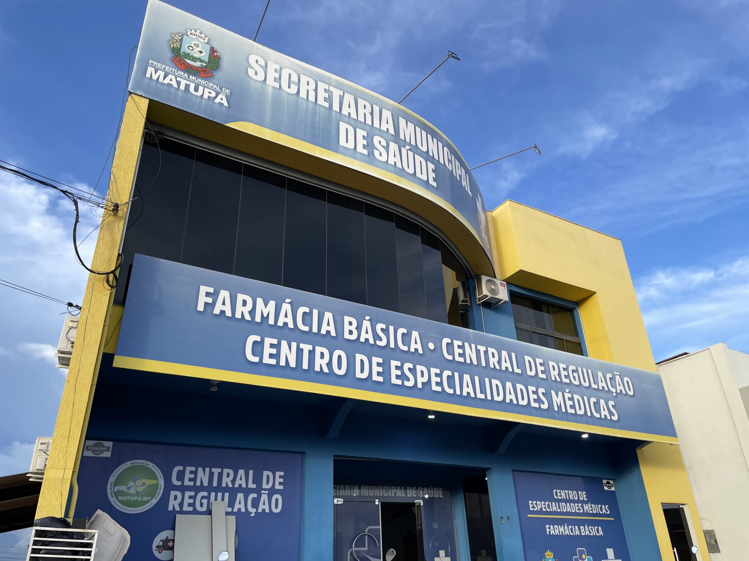 Cirurgião realiza atendimentos e prepara novas cirurgias em Matupá