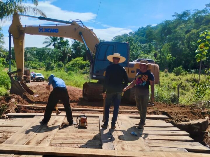Força-Tarefa com várias frentes de trabalho nas estradas rurais de Guarantã do Norte