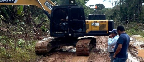 Chuvas intensas danificam estradas em Nova Canaã do Norte e prefeitura intensifica força-tarefa