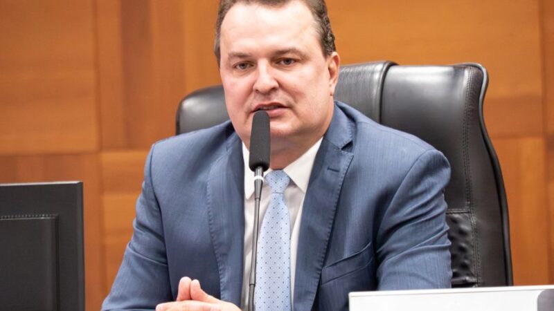 Max projeta que Podemos fará seis cadeiras na AL: “Anotem aí”