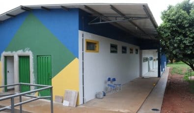 Bomba é detonada em banheiro de escola e três adolescentes vão parar na delegacia em MT