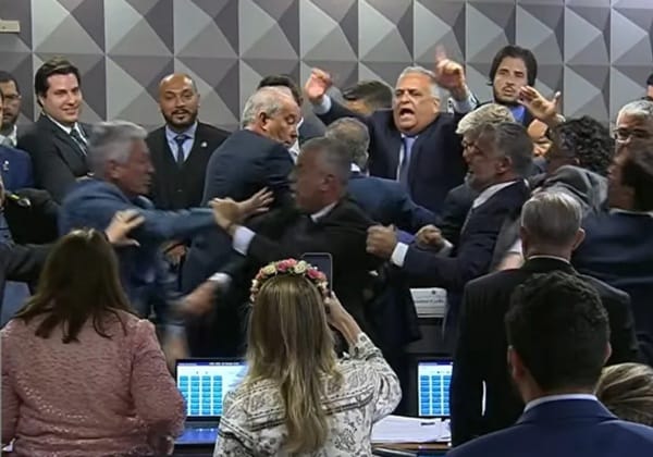 Deputada acusa PT de agressão após quebra de sigilo bancário do filho de Lula; vídeo