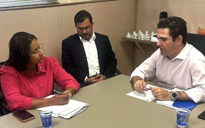 Federação das CDLs em Mato Grosso manifesta contrariedade a jornada de 6 x 1 e debate projeto com deputada