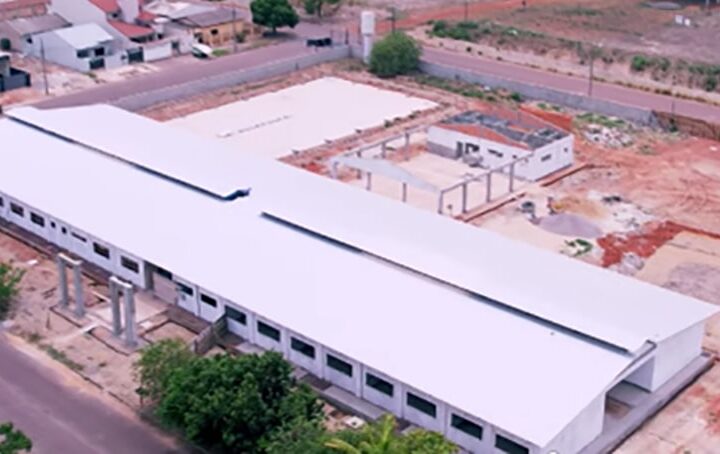 Prefeitura suspende licitação para conclusão de escola em Sinop