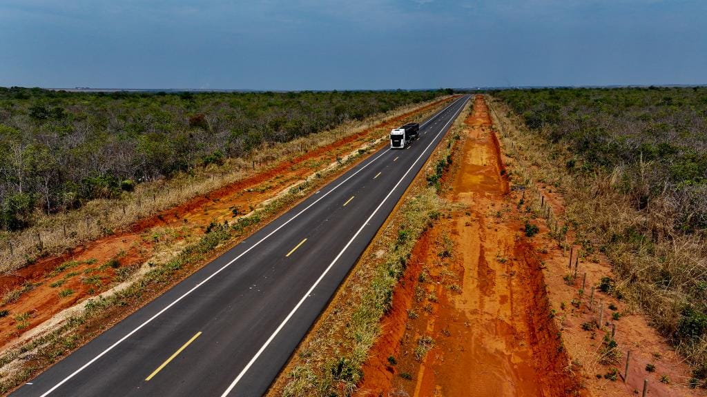 Governo de MT vai asfaltar rodovia em Campo Novo e recuperar ruas de Diamantino