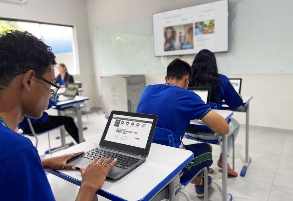 Seduc amplia ensino bilíngue em MT com cinco escolas integrais vocacionadas às línguas