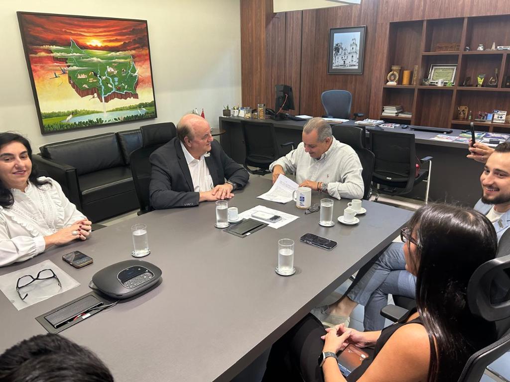 Governo de MT oficializa concessão do Terminal Turístico da Salgadeira ao Sesc