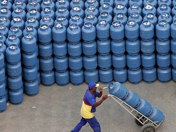 Governo federal sanciona o programa Gás do Povo; saiba como funciona e quem tem direito