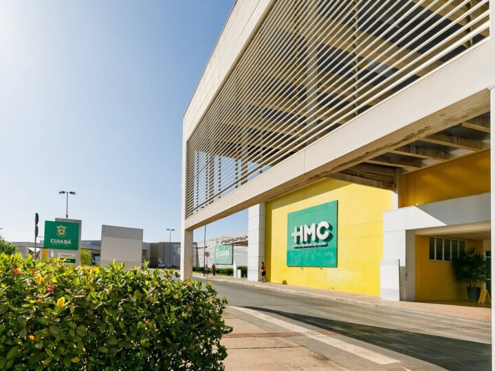 Motorista de caminhão sofre choque elétrico e é internado em estado grave na UTI