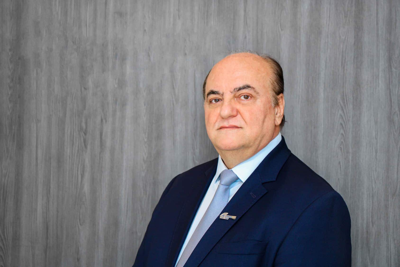 Com “cheque mate”, Tião finaliza eleição na Fecomércio