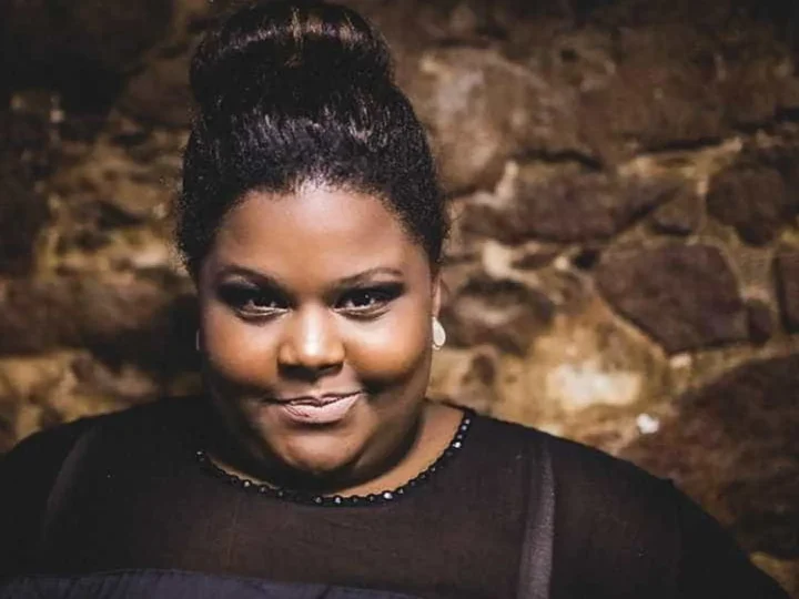 MC Carol é assaltada por homens armados com fuzis no RJ