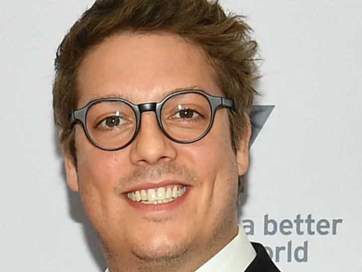 Fabio Porchat estreia como apresentador do LOL