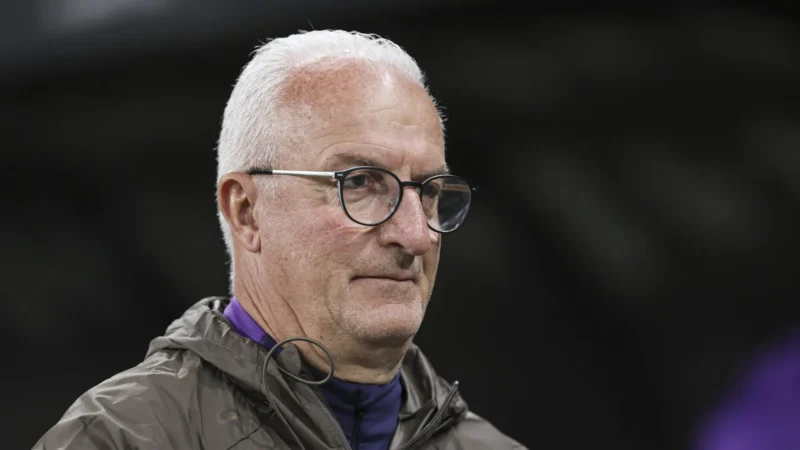 Dorival ativa modo paizão enquanto aguarda reforços no Corinthians