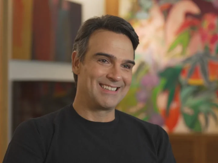 Homens famosos que escondem a calvície