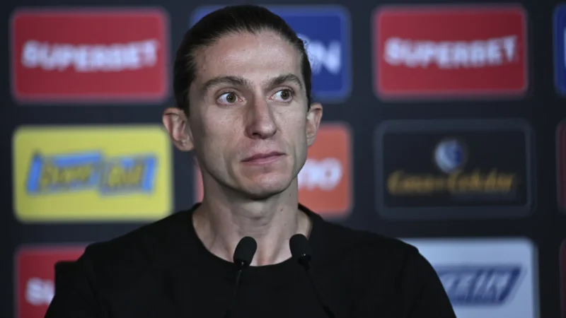 Flamengo dobra média de gols sofridos em 2026 e liga alerta em Filipe Luís