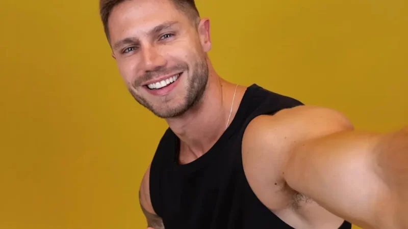 ‘Modelo falido de homem’, dispara Marina Sena sobre Jonas Sulzbach