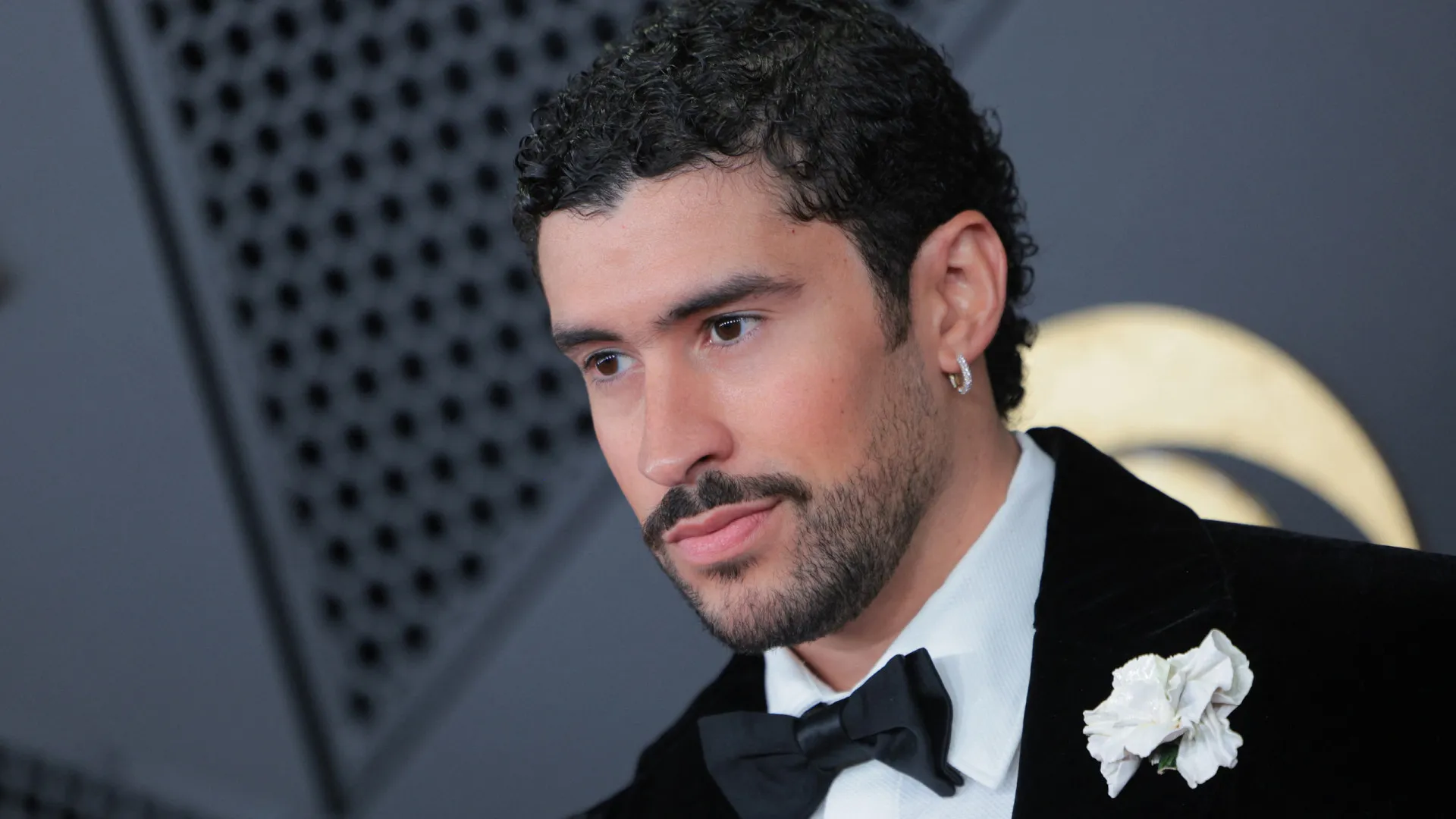 Como Bad Bunny passou de empacotar compras a ganhar Grammys