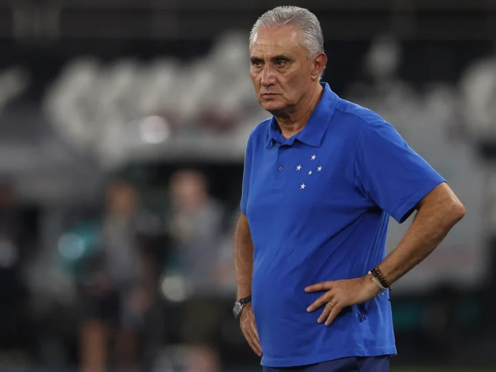 Tite iguala pior início por clubes no século e se vê pressionado após pausa