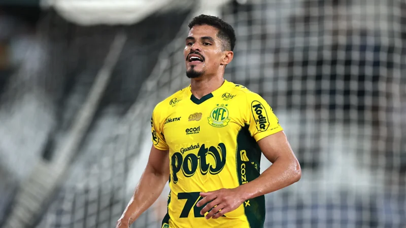 Lucas Ramon disse ‘não’ ao Corinthians antes de acertar com o São Paulo