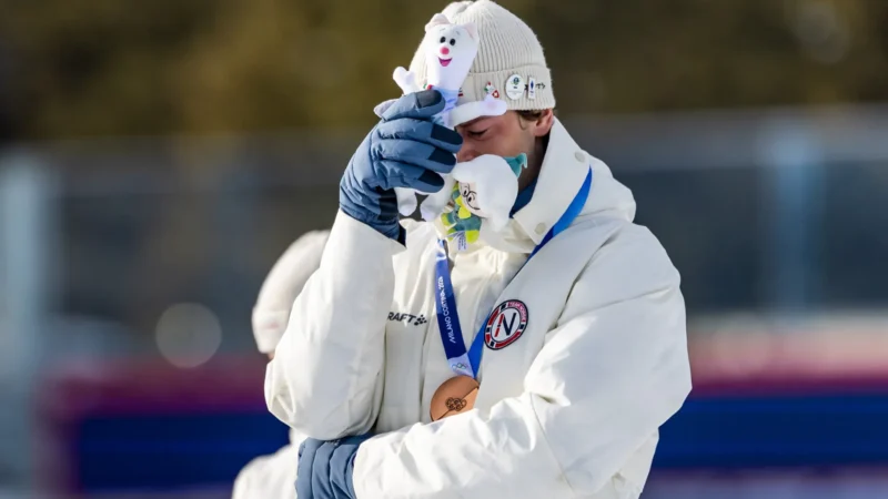 Após ganhar bronze, atleta desaba em lágrimas e admite traição pública