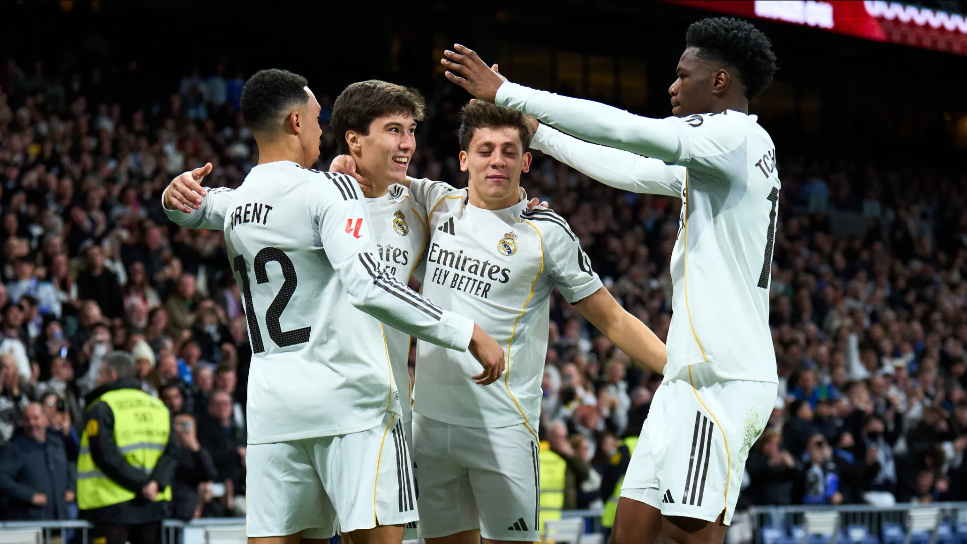 Real Madrid divulga relacionados e encara Benfica por vaga nas oitavas