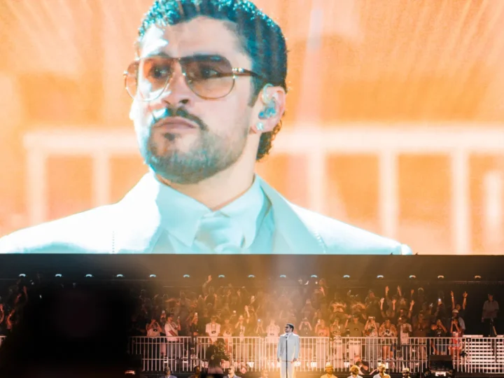 Bad Bunny veste casaco de Pelé, usado na Copa de 1966, durante show no Brasil