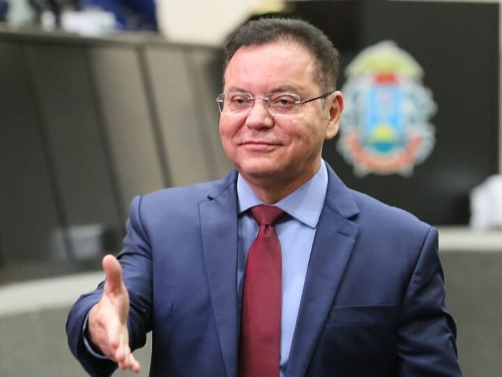 Botelho diz que manterá “civilidade” com Dilmar Dal Bosco e nega saída da base