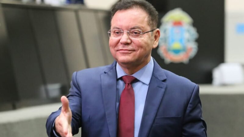 Botelho diz que manterá “civilidade” com Dilmar Dal Bosco e nega saída da base