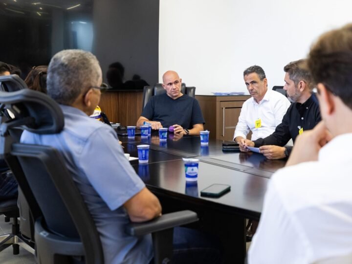 Prefeitura e CS Mobi debatem  ampliação de estacionamento e revitalização de casarões