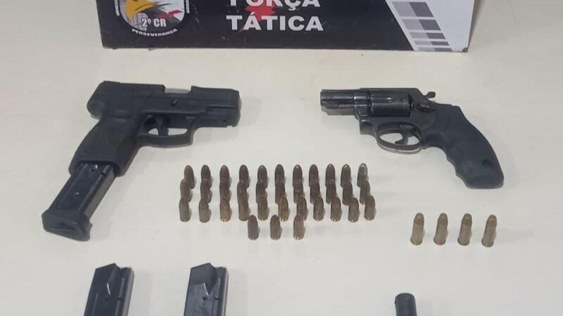 Armado e ameaçando família, homem é preso com pistola e revólver em Várzea Grande