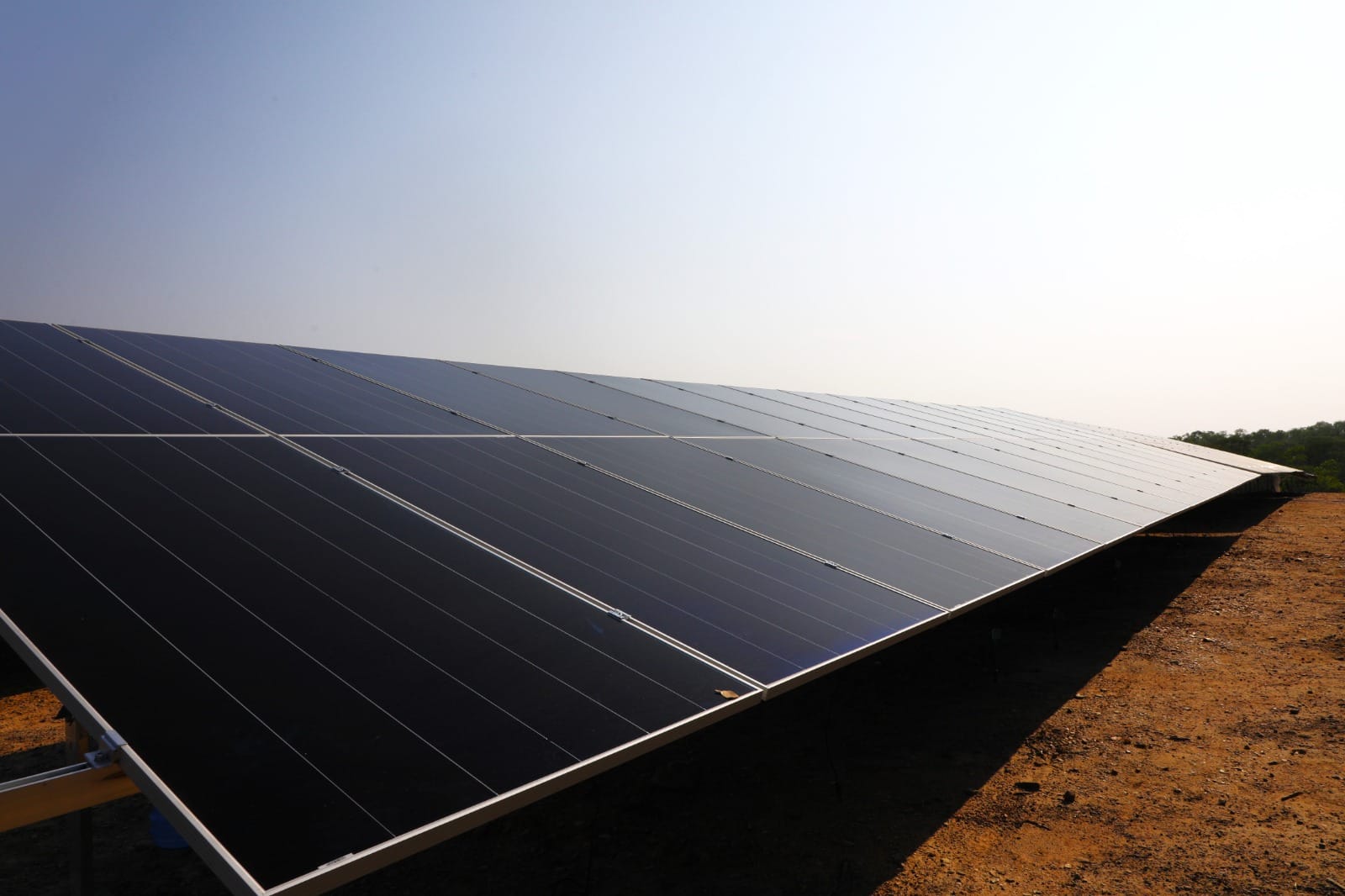 Energia solar rende desconto no IPTU em Cuiabá; confira as regras