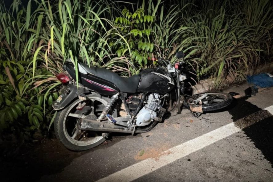 Motociclista morre após bater de frente com Jeep Compass na zona rural de Cuiabá