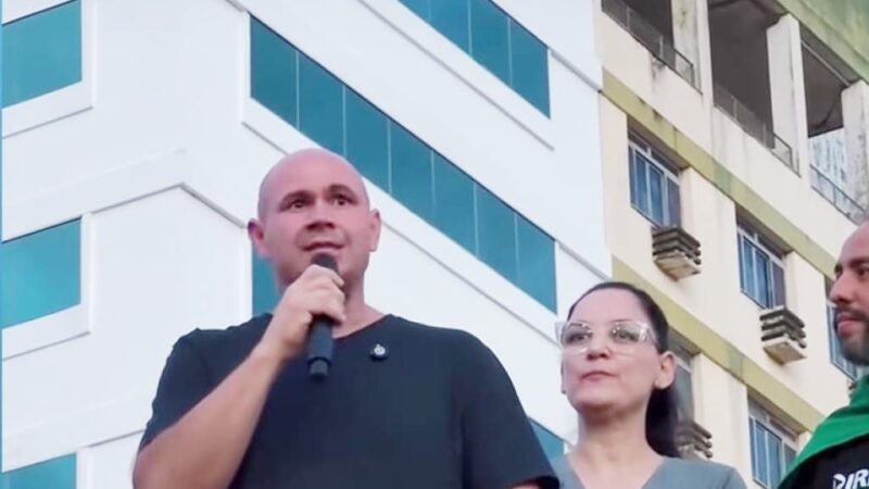 Abilio convoca militância para confronto digital e desafia líderes do PT a disputar 2026