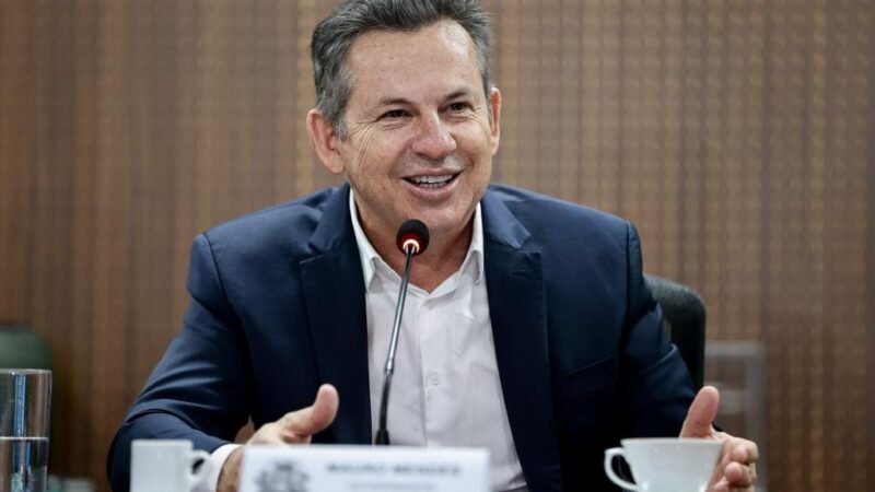 Nas redes sociais, Mauro Mendes relembra vaias e se despede do Governo de MT