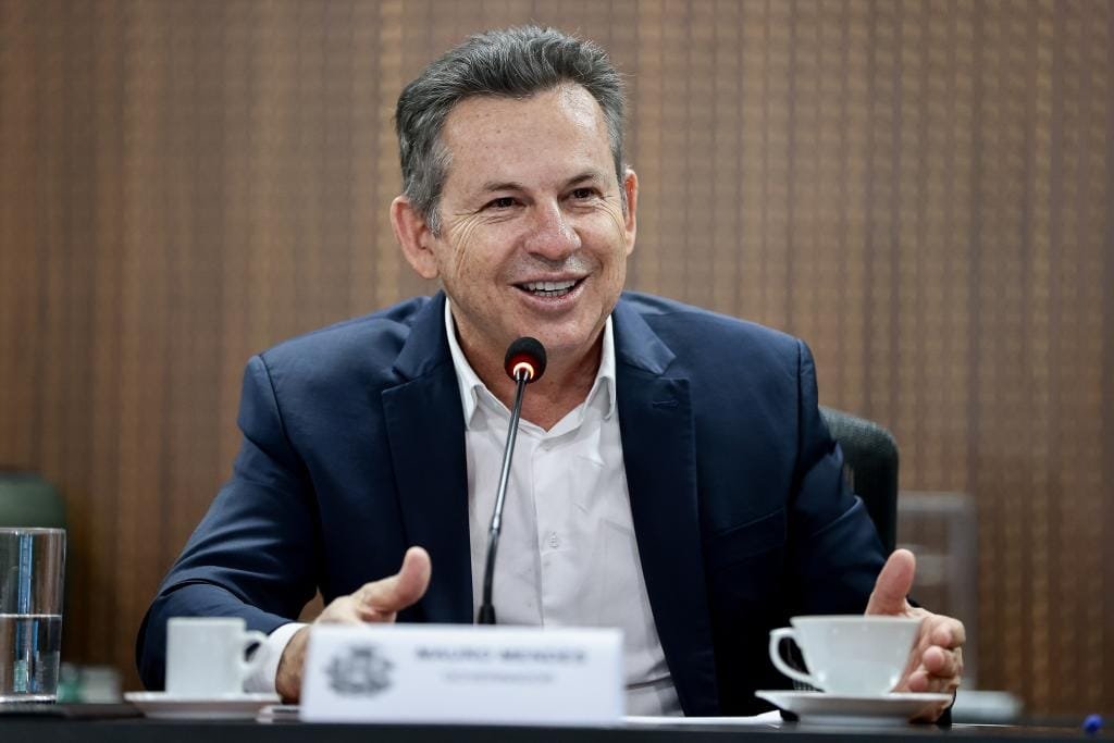 Nas redes sociais, Mauro Mendes relembra vaias e se despede do Governo de MT