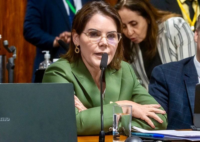 Deputada cobra investigações de denúncia de abuso sexual de policiais militares contra menor