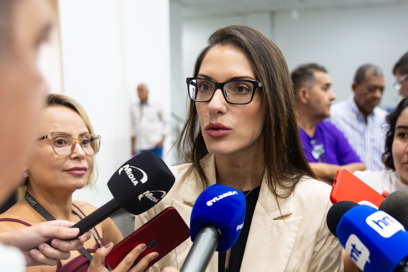 Deputada admite conversar sobre coligações, mas descarta recuar do Senado para ser vice de Pivetta