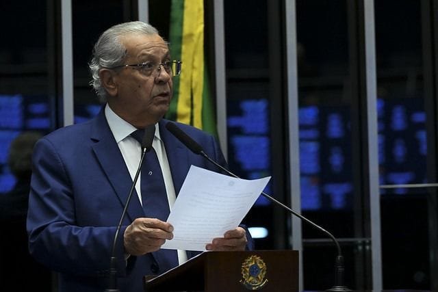 Senador Jayme Campos pede avanço no combate ao feminicídio