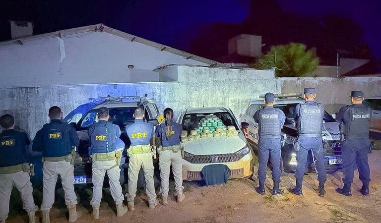 PRF flagra 55 tabletes de drogas em carro durante abordagem em posto e prende traficante