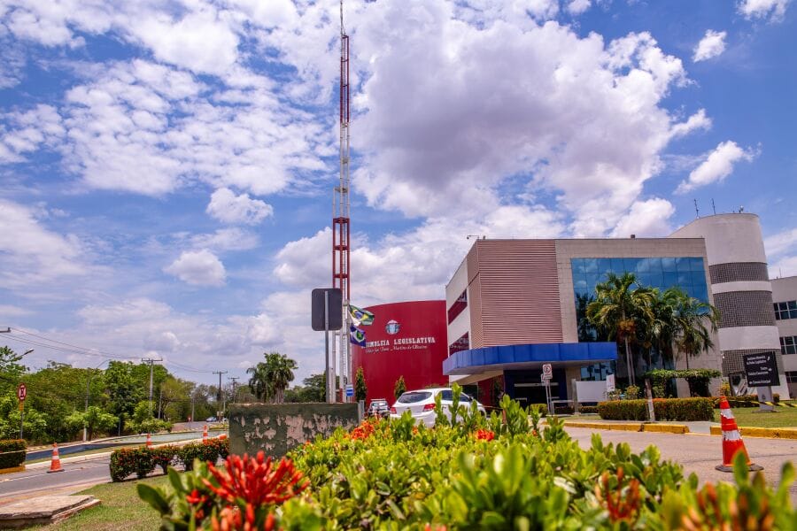 Assembleia tem expedição no Rio Cuiabá, audiência pública e sessões plenárias na semana