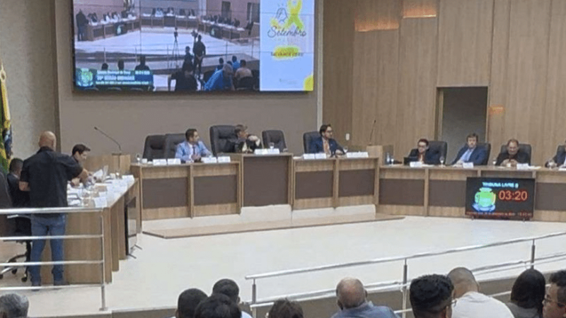 Câmara aprova contas da prefeitura de Sinop e reestruturação de cargos públicos