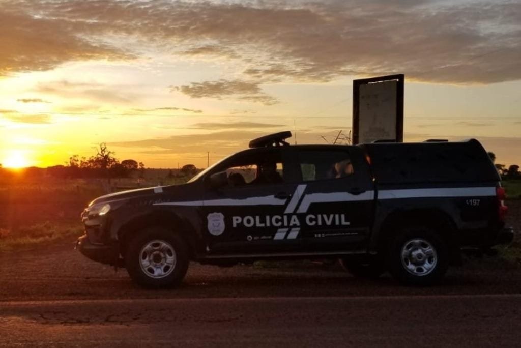 PC faz operação contra grupo criminoso que atuava em obras da construção civil em Cuiabá