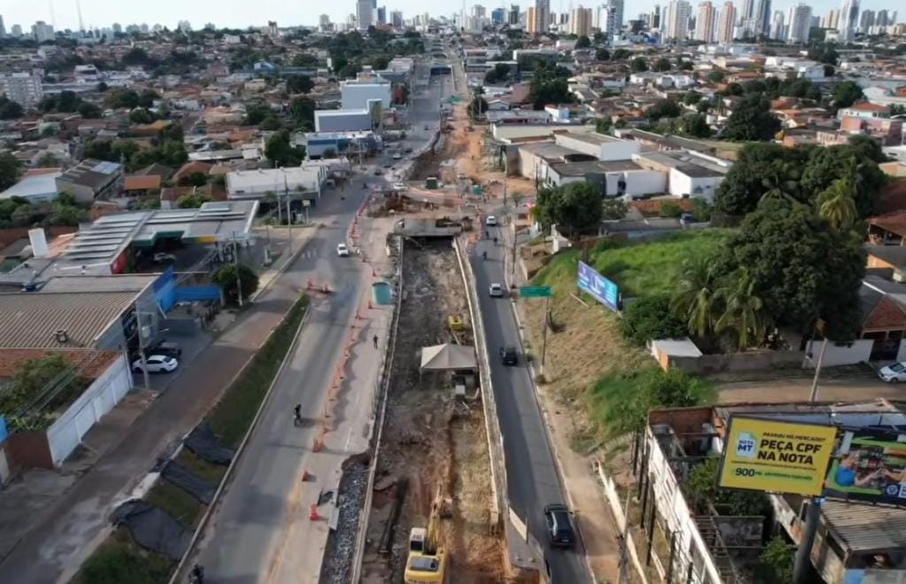 Nova trincheira vai melhorar fluxo do trânsito na avenida Miguel Sutil