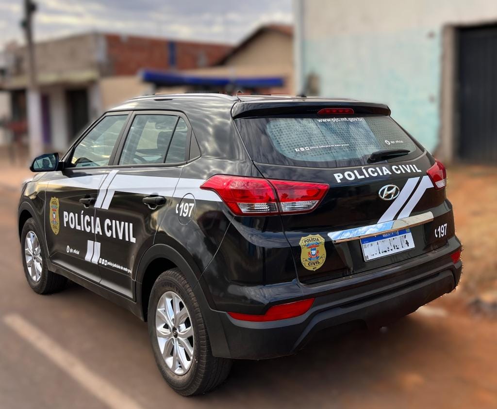 Polícia Civil prende dois padastros investigados por abusar de enteadas