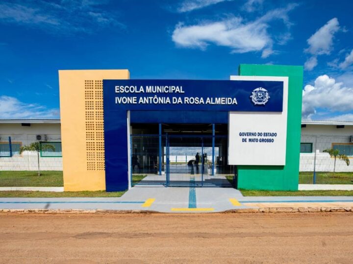 MT entrega nova escola municipal em São José do Rio Claro com investimento de R$ 6,6 milhões