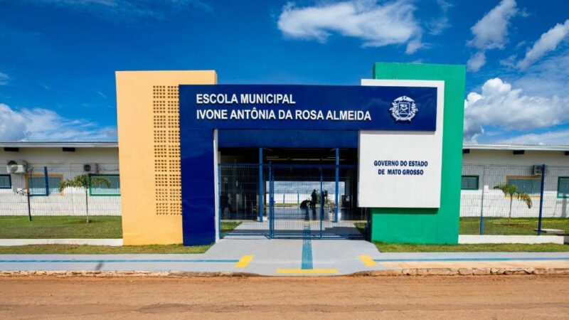 MT entrega nova escola municipal em São José do Rio Claro com investimento de R$ 6,6 milhões