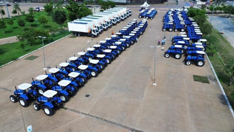 MT entrega máquinas para fortalecer agricultura familiar de 99 municípios