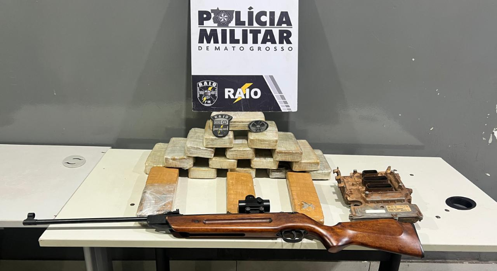 Adolescente é apreendido com drogas em VG e diz à polícia que faria entrega a mando do pai