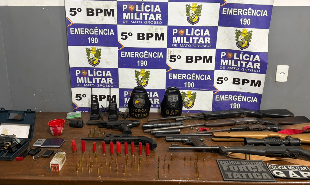 Armeiro de facção criminosa é preso com arsenal e munições em zona rural