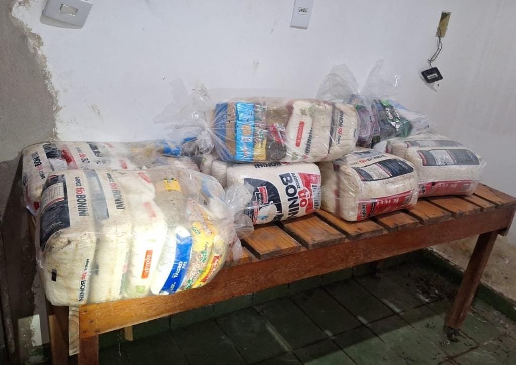 Polícia Civil apreende cocaína e cestas básicas ligadas à facção criminosa em VG